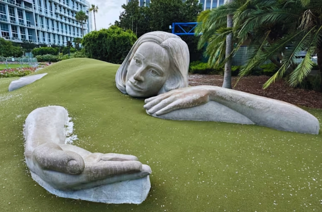 Lake Eola Park